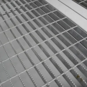 20Ft X 8Ft Open Mesh Floor Bunded Store