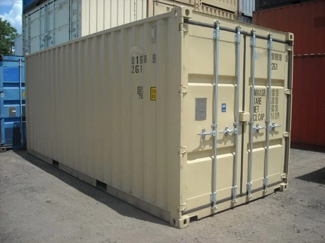 20ft Long Dry Freight Containers - Image 2